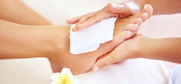 Ayak Kokusuna Karbonat